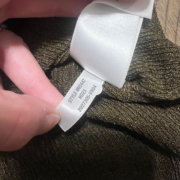 NWT Madewell Women's Olive Green Ribbed Knit Twist Front Collared Shirt Size L - Picture 6 of 9